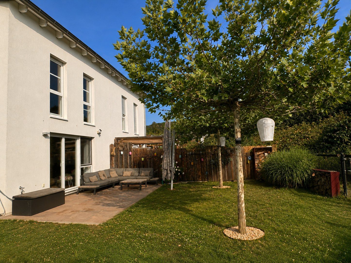 Haus und Garten direkt am Feldrand